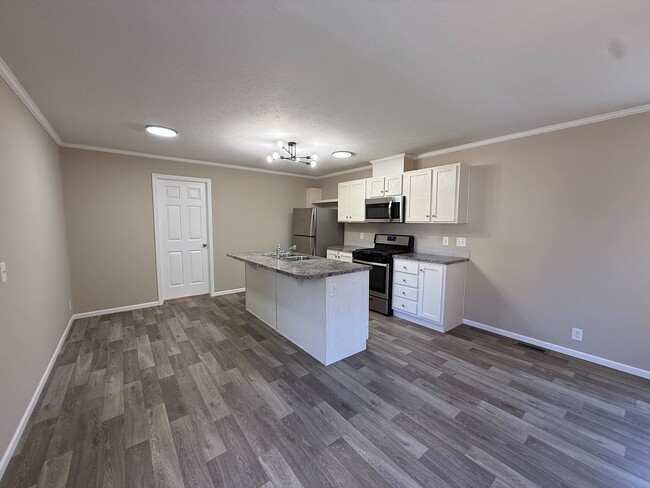 12501 Apple Ln, Bruce Township, MI 48065 - photo 6