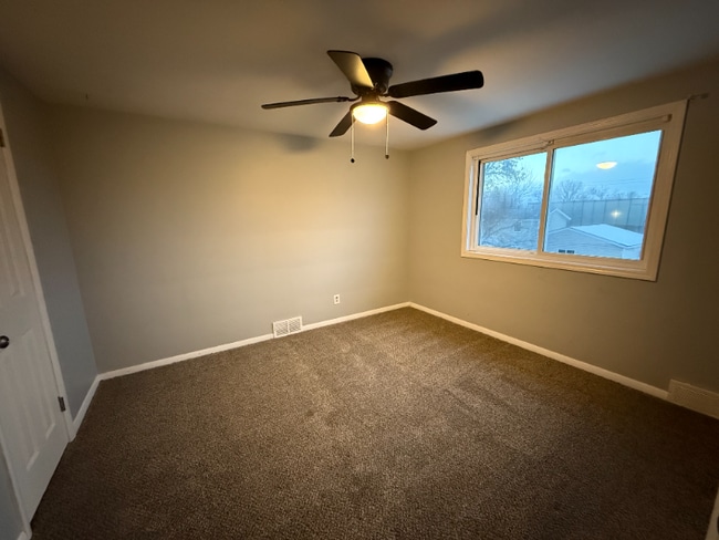 6018 Devlin Ave, Niagara Falls, NY 14304 - photo 6