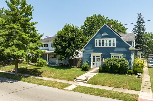 Bluffton has a small-town feel with a population of about 4,000 and a walkable downtown core.