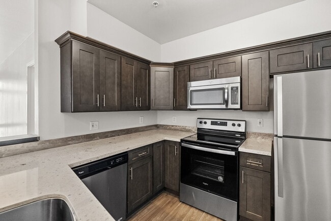 Theas Landing, Tacoma, WA 98402 - photo 2