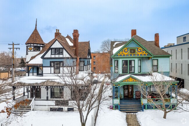 Elliot Park homes are often Victorian style.