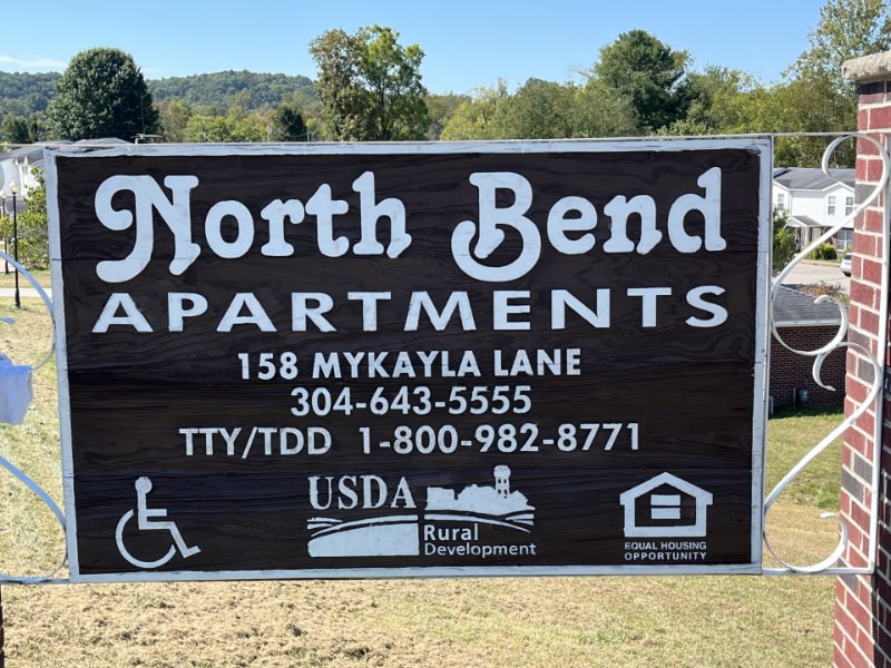 158 Mykayla Ln unit 3, Harrisville, WV 26362 - photo 1