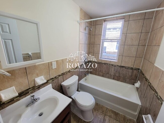 1305 Clinton Ave unit 5, Irvington, NJ 07111 - photo 4