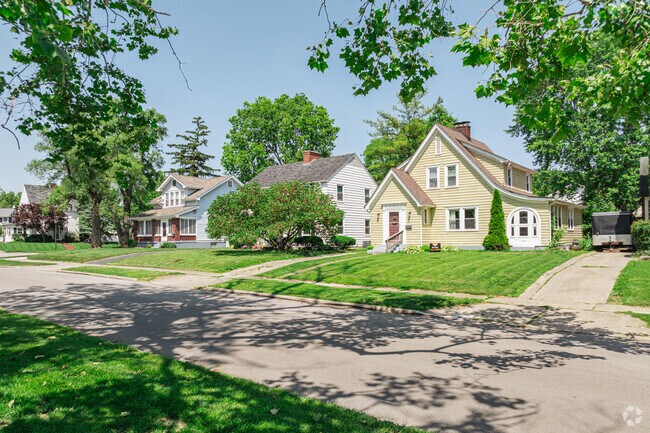 Homes in Sunset-Park Place typically offer large yards and attached garages, popular features for families.