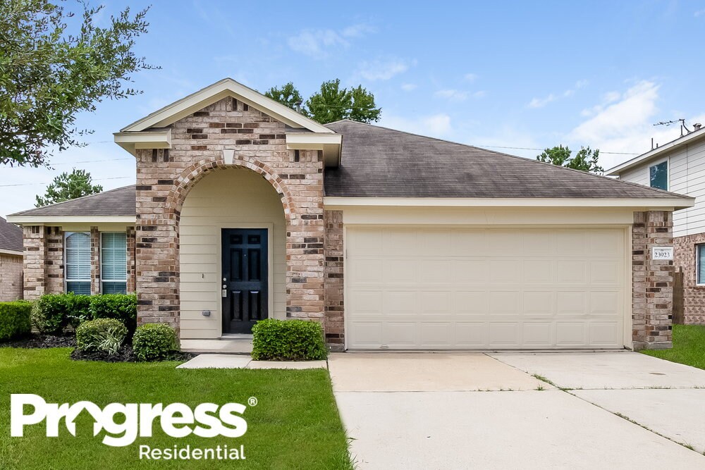For Rent 23923 Blossom Crest Ln, Spring, TX 77373