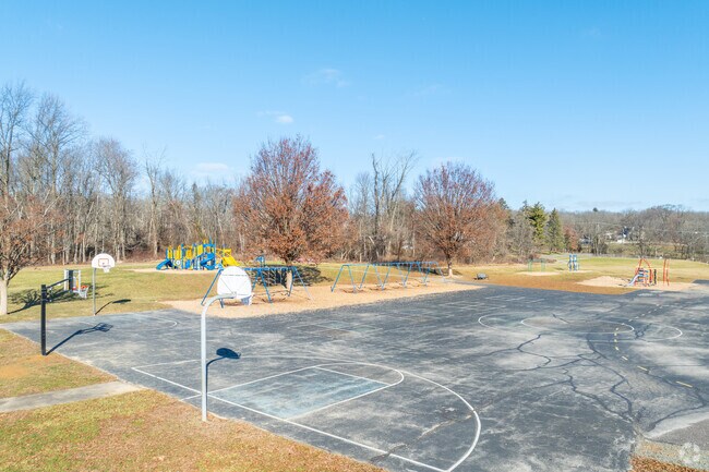 Reading proficiency is a strength of students at Oaks Elementary School.