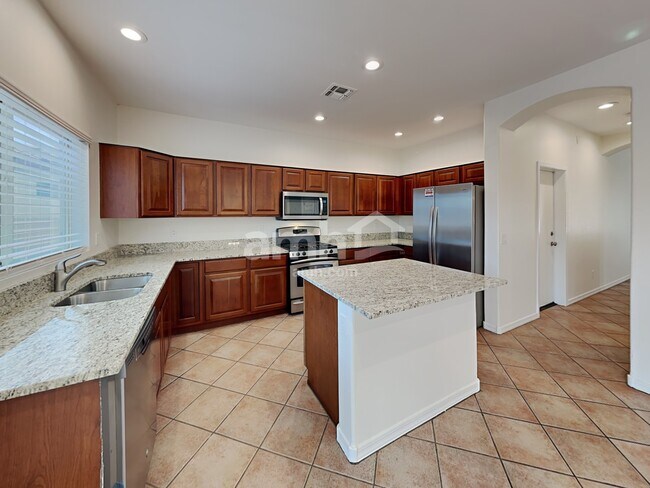 70 E Camino Rancho Felice, Sahuarita, AZ 85629 - photo 3