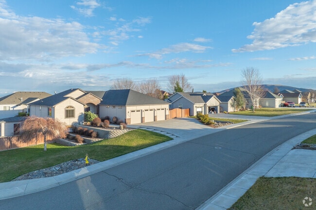 The Belmont Heights neighborhood is West Richland's most recently developed areas.