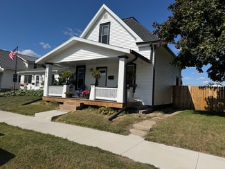1819 D St SW, Cedar Rapids, IA 52404