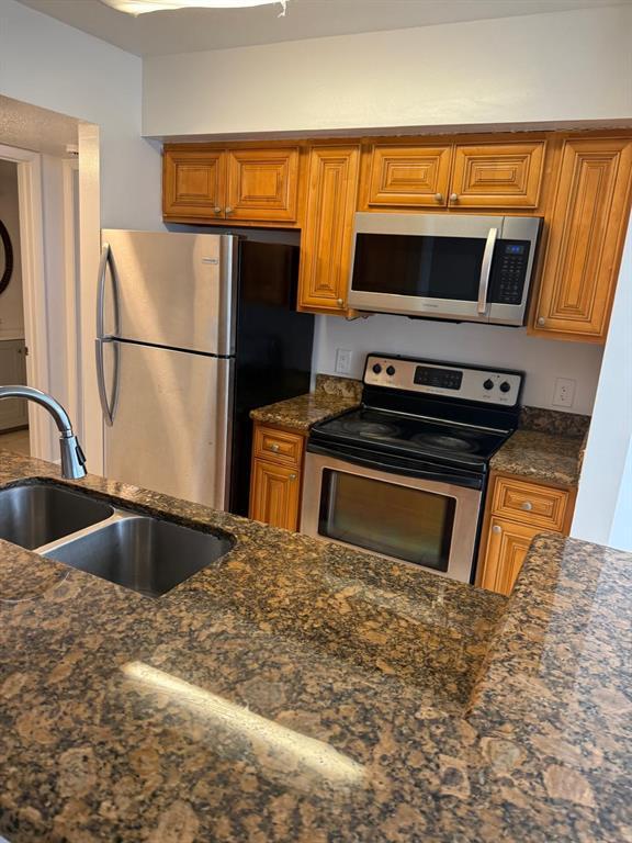 5760 Rock Island Rd, Tamarac, FL 33319