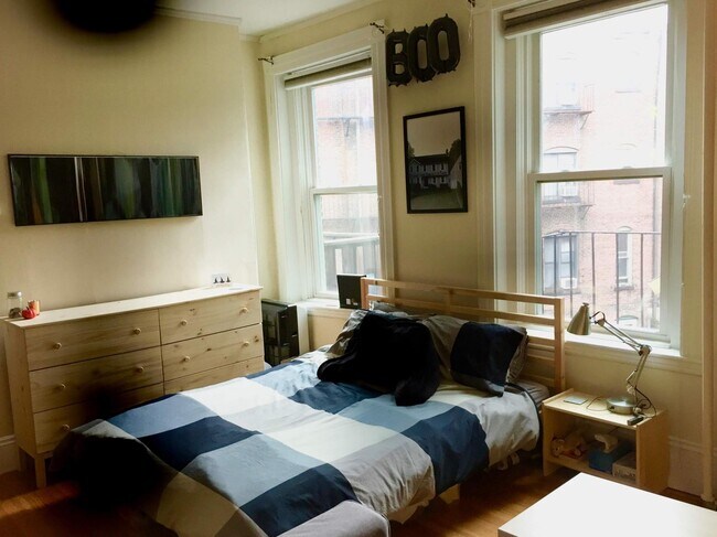 4 Symphony Rd unit 3, Boston, MA 02115 - photo 3