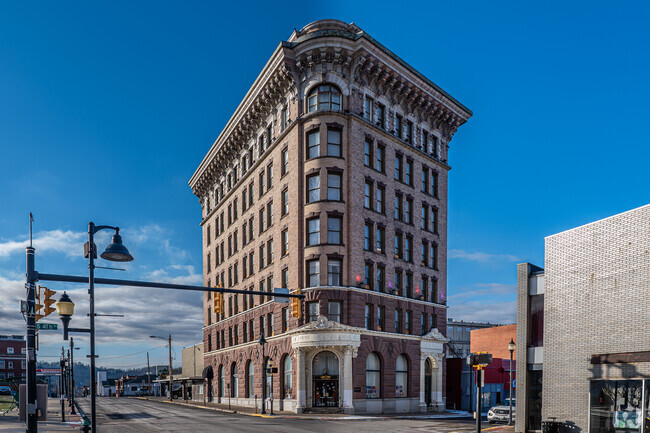 The Empire Bank building was built in 1907 by Virgil Highland in Clarksburg.