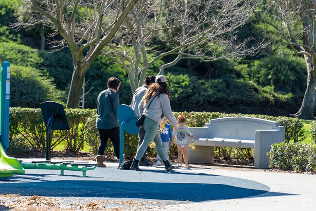 Create lasting memories at Redhawk Community Park in Redhawk, Temecula.