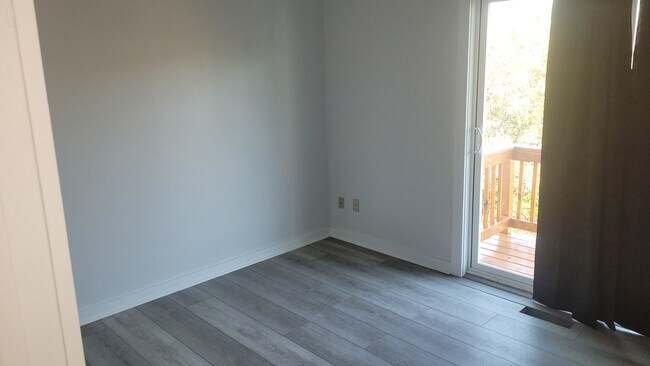 43 Blue Water Dr unit 2, Eureka Springs, AR 72631 - photo 4