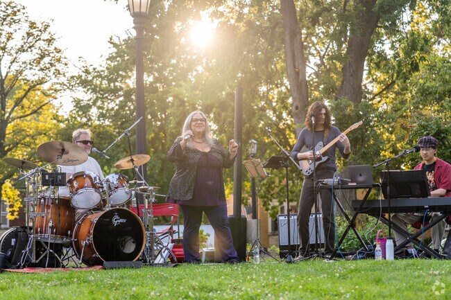 The Saratogas played their hearts out at Berwyn's Concerts in the Park at Proksa Park.