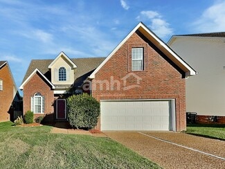 2404 Adelaide Dr, Thompsons Station, TN 37179