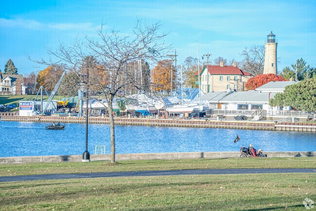 White Caps offers a calming lakeside lifestyle.