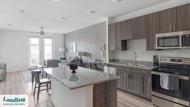 217 S Garland Ave unit 3206, Garland, TX 75040 - photo 4