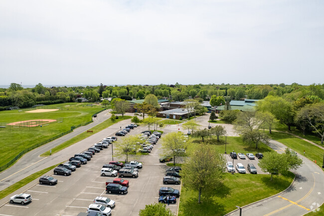 John M Marshall Elementary School iin East Hampton.
