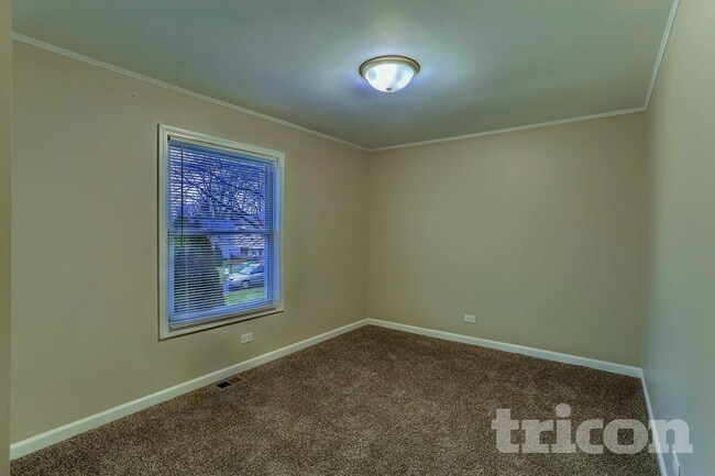 155 Ramblewood Ln, Lake Zurich, IL 60047 - photo 4