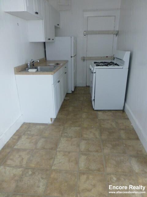 1615 Commonwealth Ave unit 35, Brighton, MA 02135 - photo 4