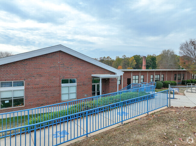 A walkway at Troutman Middle School.