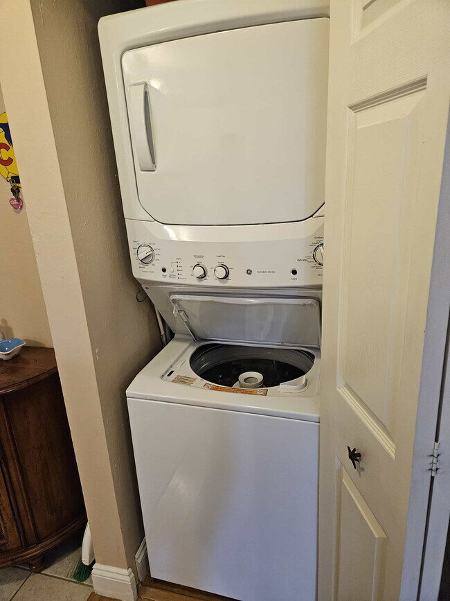 15385 Bellamar Cir unit 413, Fort Myers, FL 33908 - photo 5