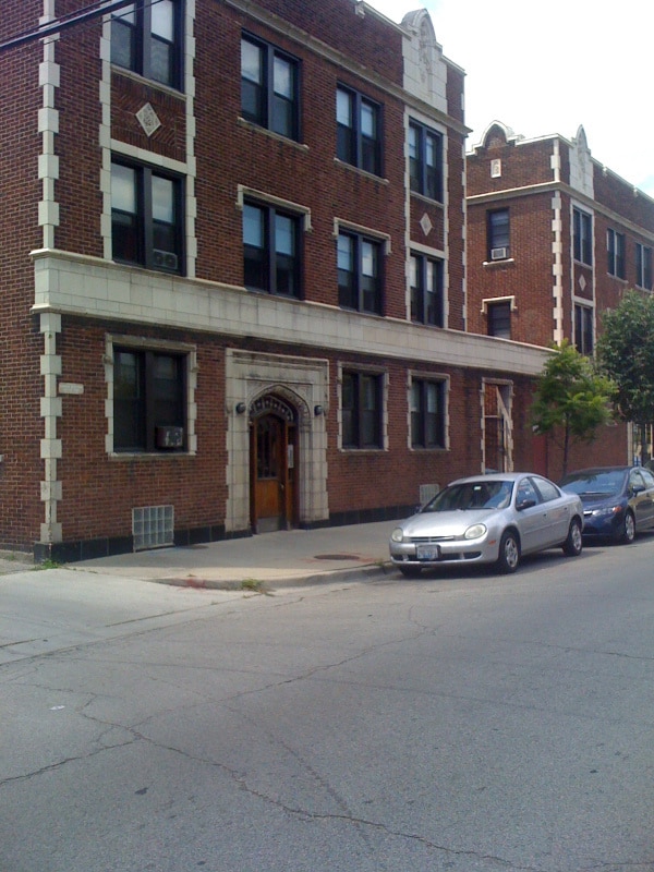 2351 W Wilson Ave Unit 202, Chicago, IL 60625