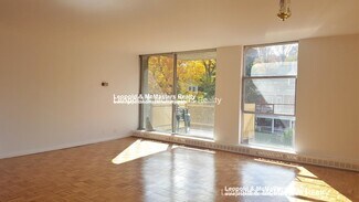 520 Washington St, Brookline, MA 02446