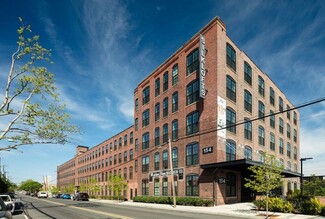 154 Avenue E, Bayonne, NJ 07002