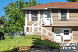 5516 NW Cimarron Dr Unit Lower, Parkville, MO 64152