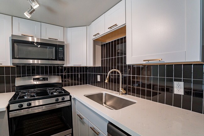 The Warhol, Tempe, AZ 85281 - photo 3