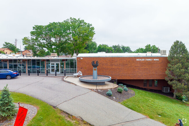 Hillel Academy is a private elementary and middle school in Washington Virginia Vale.