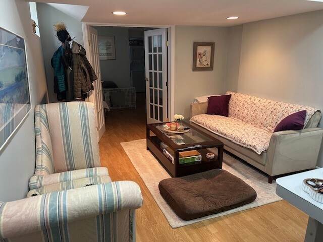 37 Moraine St unit 37 Moraine St, Belmont, MA 02478 - photo 3