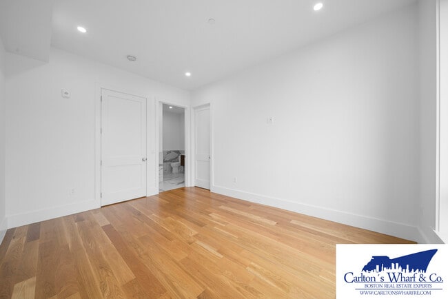 218 Old Colony Ave unit 407, Boston, MA 02127 - photo 6