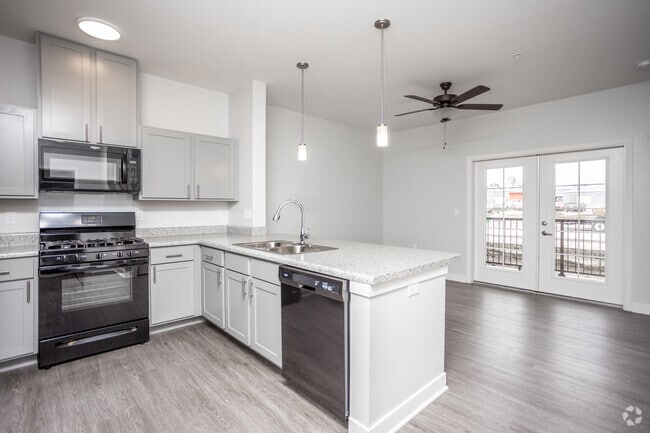 1BR, 1BA - The Ballast/680 SF