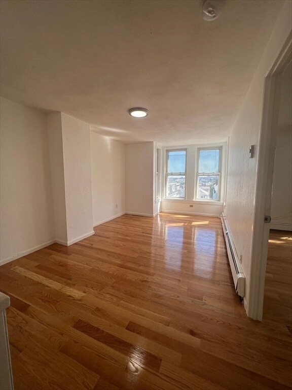 236 Lexington St Unit 3, Boston, MA 02128