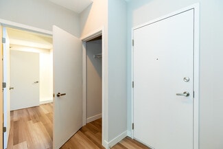 2800 Franklin Blvd, Cleveland, OH 44113