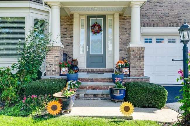 23582 Prosperity Ridge Place, Brambleton, VA 20148 - photo 4