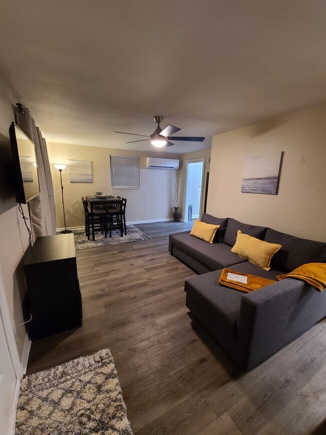 238 E 7th St unit 2, Jacksonville, FL 32206 - photo 3