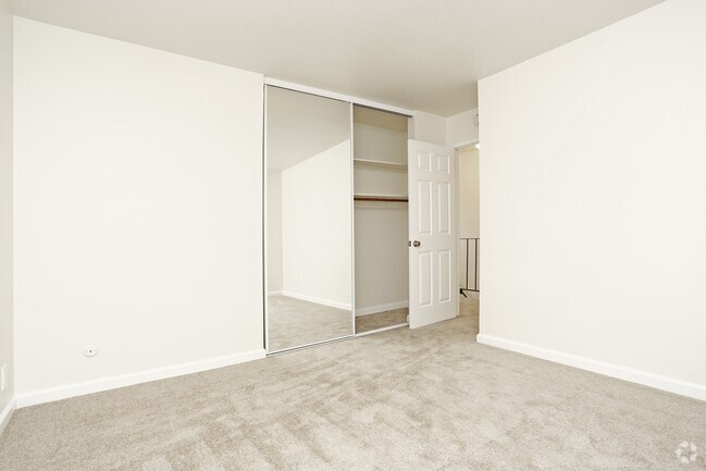 Moorpark Garden Apartments, San Jose, CA 95128 - photo 7
