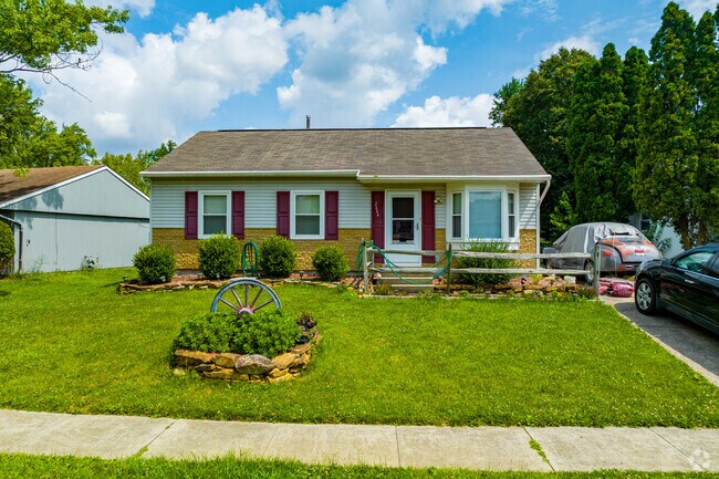 Schools in the Hyde Park are reputed for their quality education.