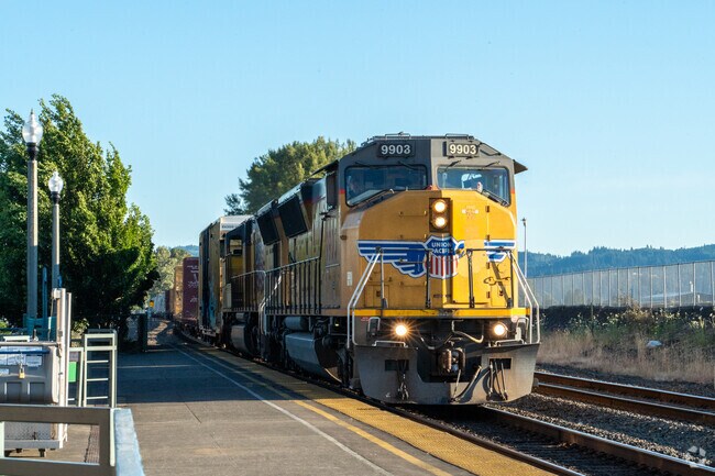 The 3rd Ave neighborhood is well-connected with frequent Union Pacific trains passing through.