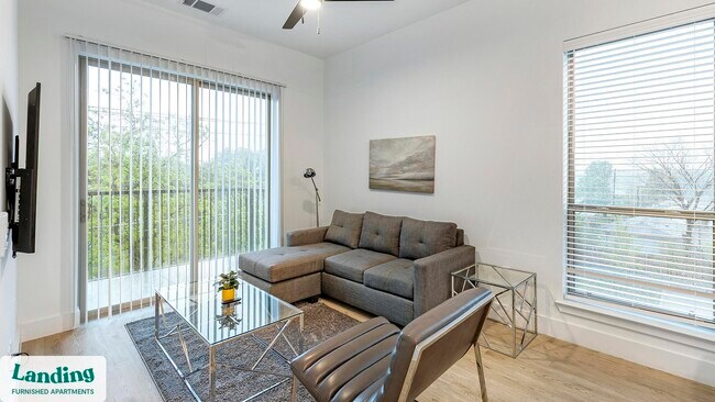 650 E Sycamore St unit 3319, Denton, TX 76201 - photo 3