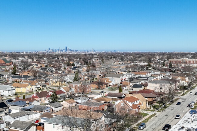 The village of Summit provides its residents with nearby parks, local restaurants and bars.