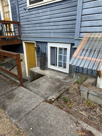 5025 N Maryland Ave Unit C, Portland, OR 97217