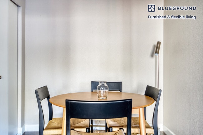 355 N Wolfe Rd unit FL0-ID625, Sunnyvale, CA 94085 - photo 6