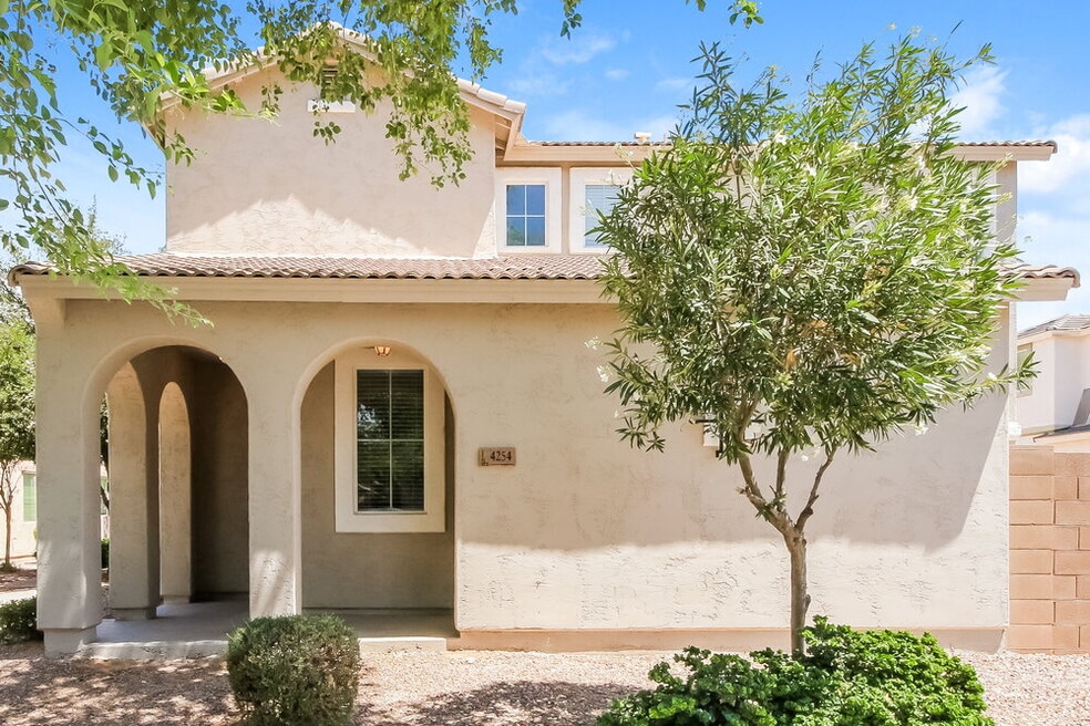 4254 E Carla Vista Dr, Gilbert, AZ 85295 - photo 1