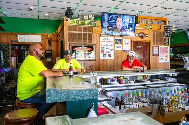 Danny Lynch's is the neighborhood Irish bar in Biwers Woods.