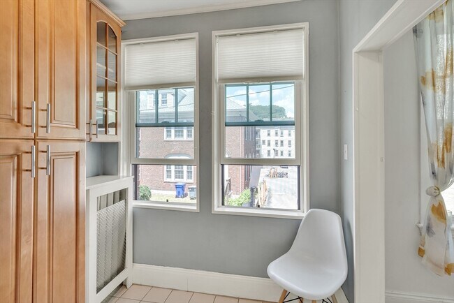 130 Sutherland Rd unit 1, Brighton, MA 02135 - photo 6